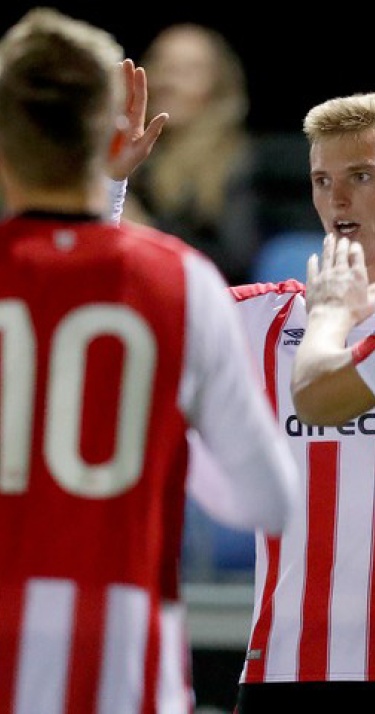 In beeld: Jong PSV verslaat RKC Waalwijk