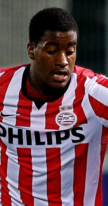 Jong PSV pakt punt in Almere, rentree Schaars