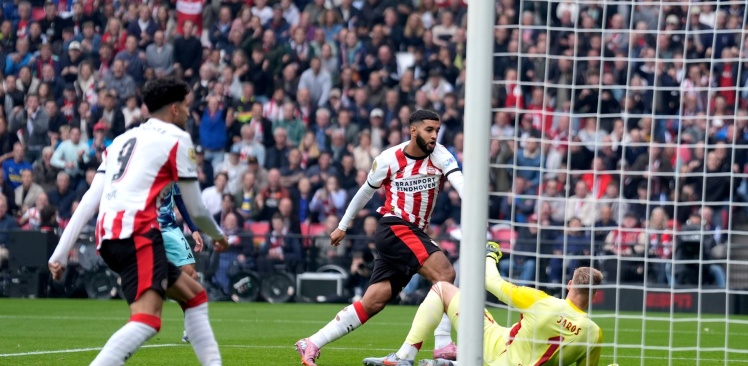 Nabeschouwing | PSV en Ajax delen punten na spannende topper in het Philips Stadion