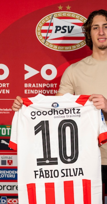 Transfer | PSV huurt Fábio Silva en beëindigt samenwerking met Hoever 