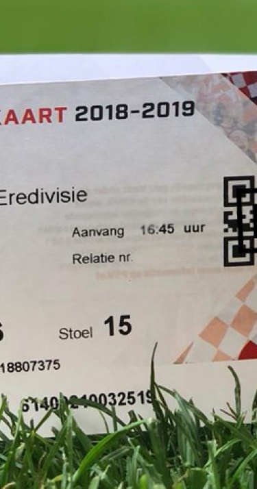 Win twee kaarten voor PSV - Ajax!
