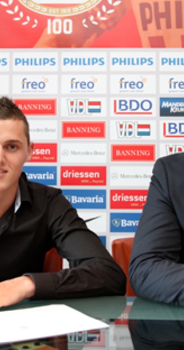 Contract voor jeugdspeler Clint Leemans