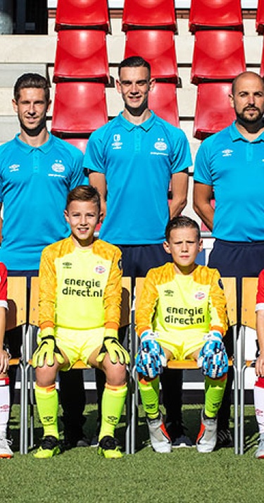 Onder 11 locatie Eindhoven bezoekt RvN Foundation