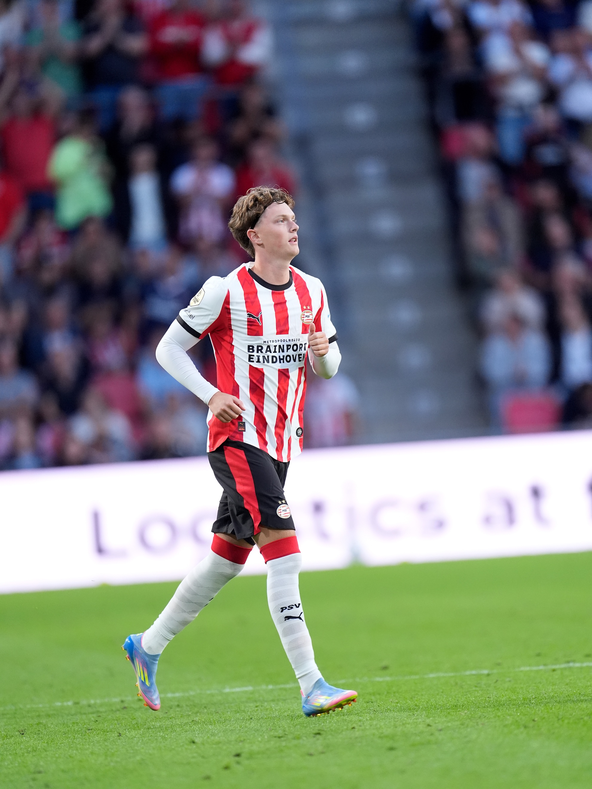 Gisterenochtend gepresenteerd, nu al op het veld