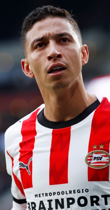 Persconferentie | Mauro JR nog niet van de partij tegen AZ