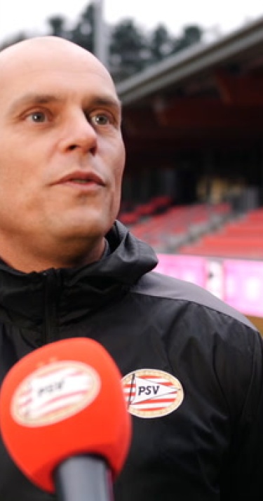 Rick de Rooij over zijn nieuwe rol als PSV Vrouwen-trainer: 'Het smaakt naar meer'