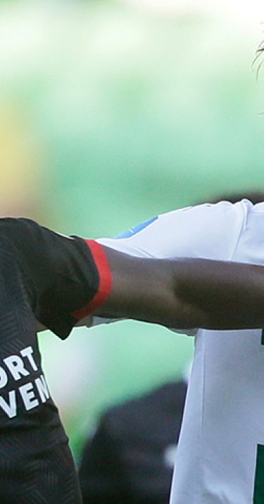 Onder toeziend oog van de supporters: Alles Over PSV - FC Groningen 