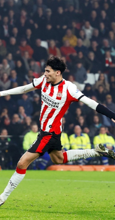 Nabeschouwing | PSV draait voor de zevende keer achterstand om in overwinning 