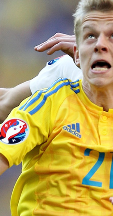 PSV huurt Oekra&iuml;ens international Zinchenko