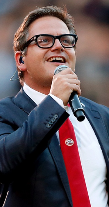 Extra jubileumconcert Guus Meeuwis in het Philips Stadion