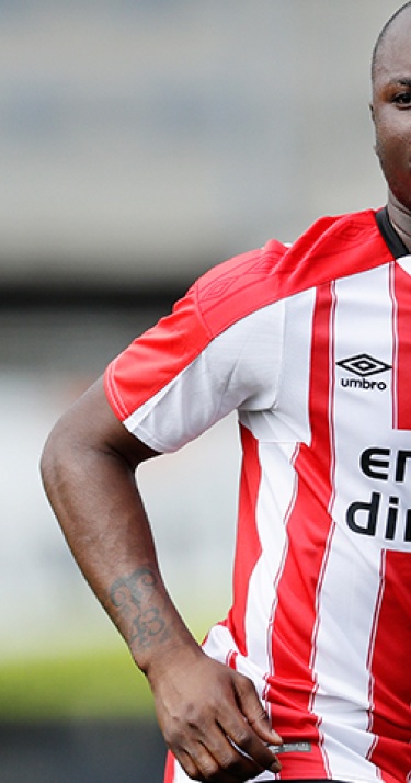 Jetro Willems naar Eintracht Frankrurt