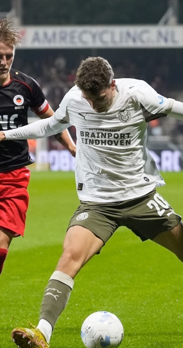 Alles over | PSV verloor sinds 1985 niet meer op Woudestein