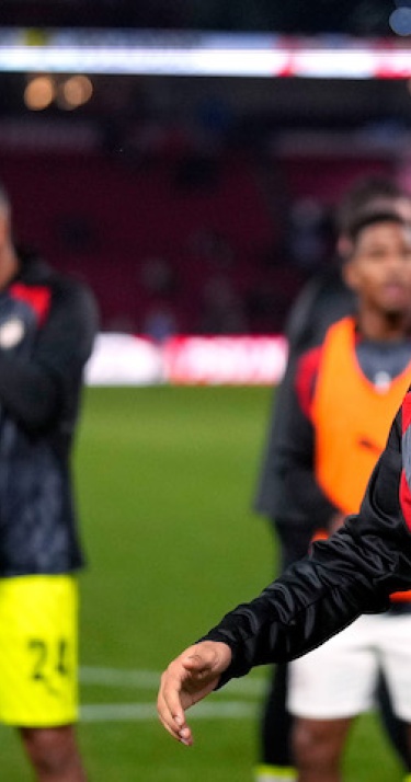 Nieuws | Hirving ‘Chucky’ Lozano prachtig onthaald bij rentree