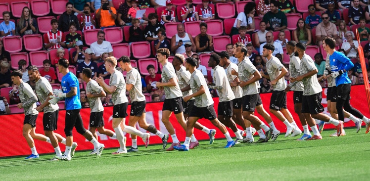 Agenda | 28 april open training in Philips Stadion