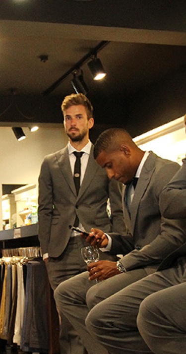 Selectie haalt kostuums op bij Wildenberg