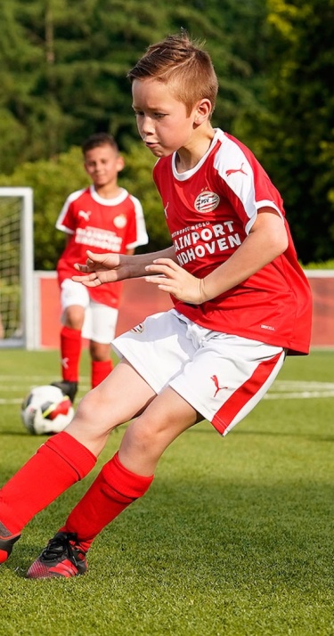 Nieuws | PSV breidt Soccer School‑activiteiten uit naar lokale amateurclubs