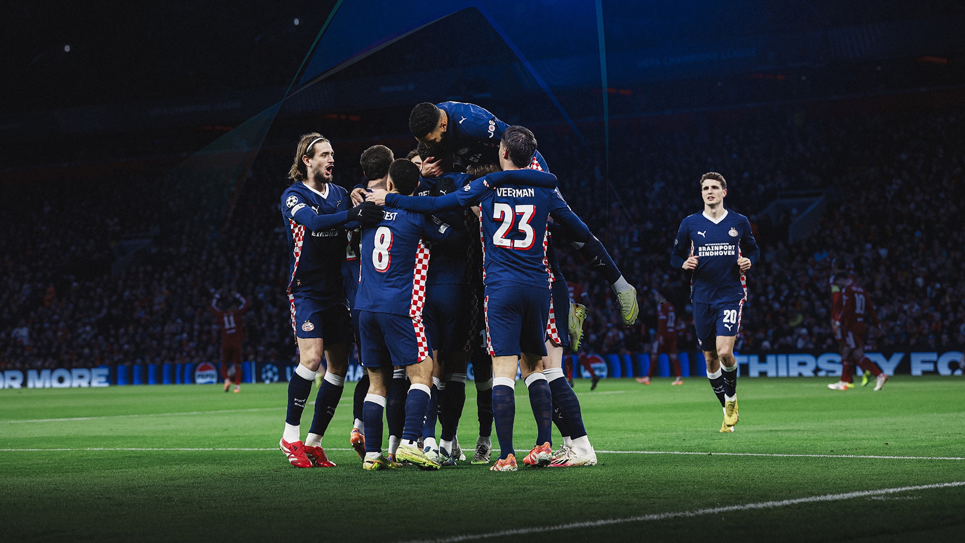 Liveblog | PSV walst over Liverpool heen en beleeft magische avond op Anfield