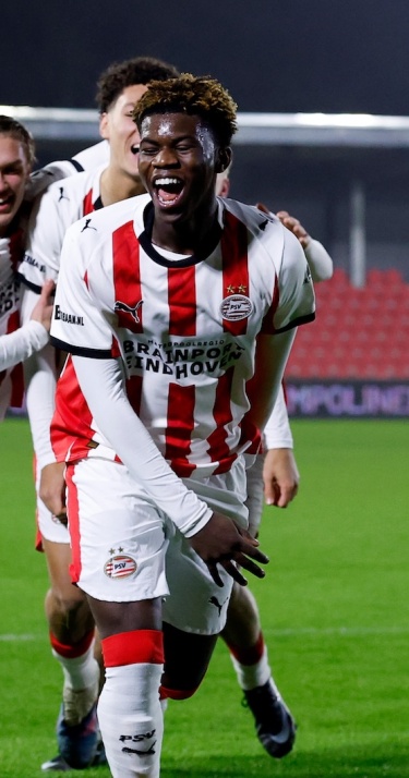 Academy | Jong PSV blijft draaien met nieuw elan