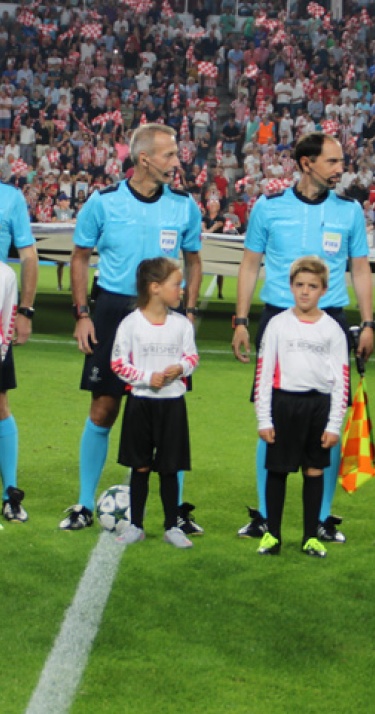 Maak kans op een plekje in de referee line-up bij PSV – FC Bayern München  