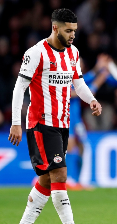 Persconferentie | Bosz erkent knelpunt: ‘Wij kregen geen grip op hem’ 