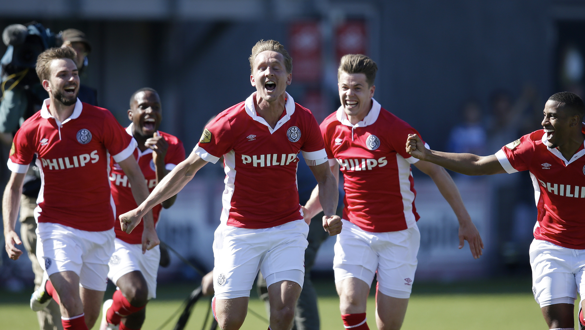 Alles Over | PSV bij overwinning decennium ongeslagen in Zwolle