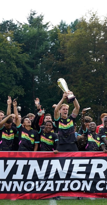 Otten Innovation Cup | PSV O19 wint voor tweede jaar op rij de Otten Innovation Cup