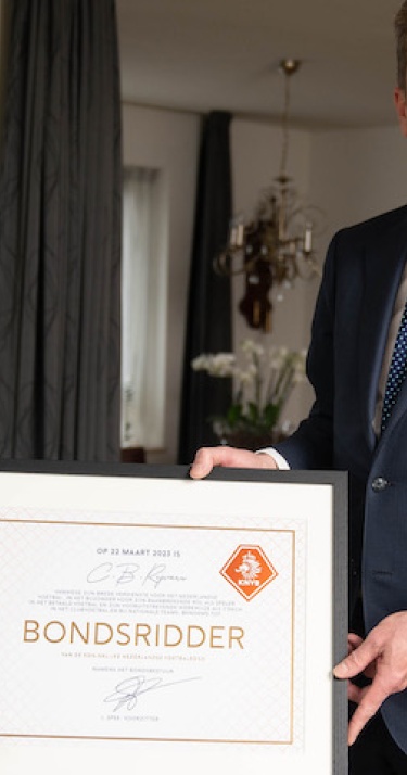 Nieuws | Kees Rijvers benoemd tot bondsridder van de KNVB