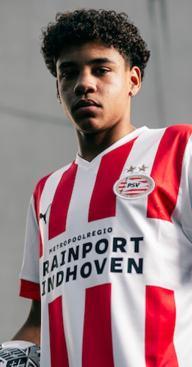 Profcontract | Noah Fernandez tekent tot zomer 2025 bij PSV 