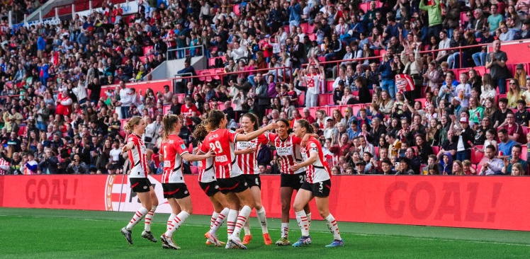 Kaartverkoop | Kom naar het Philips Stadion voor de ontknoping van de Azerion Vrouwen Eredivisie