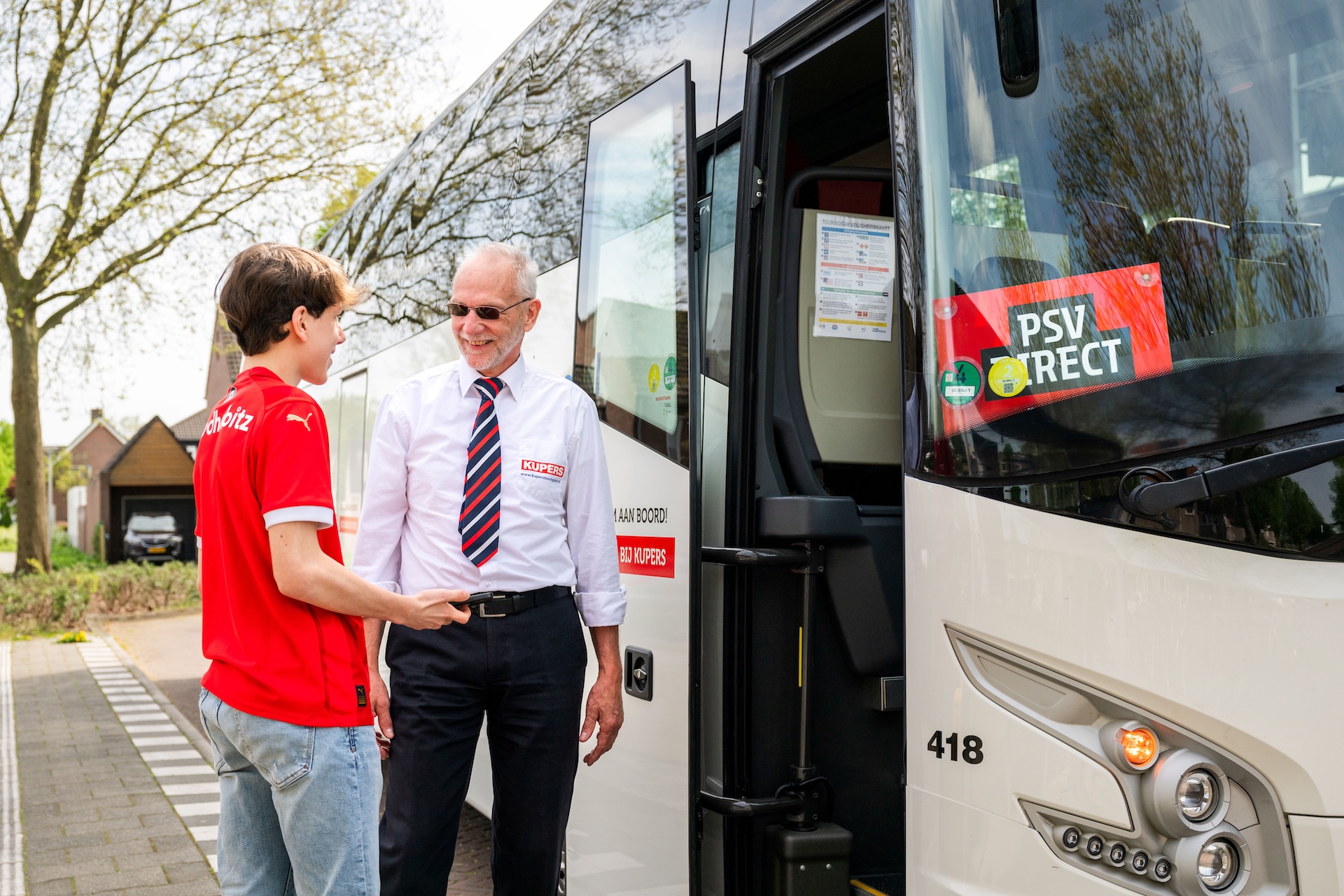 Nieuws | Slim en zonder stress naar PSV? Reis mee met PSV Direct 