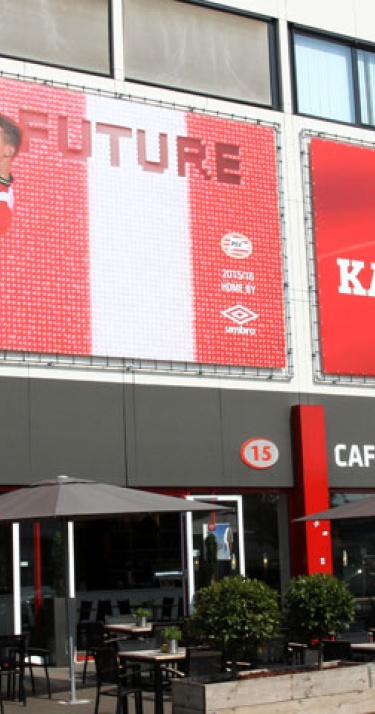 Vrijdagavond opening nieuwe PSV FANstore