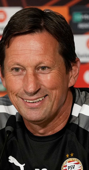 Schmidt verwacht pittige strijd met ‘erg goed’ Sociedad