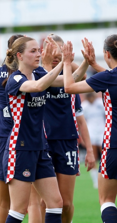 Wedstrijdverslag | PSV Vrouwen doet goede zaken in titelstrijd en verslaat HERA United