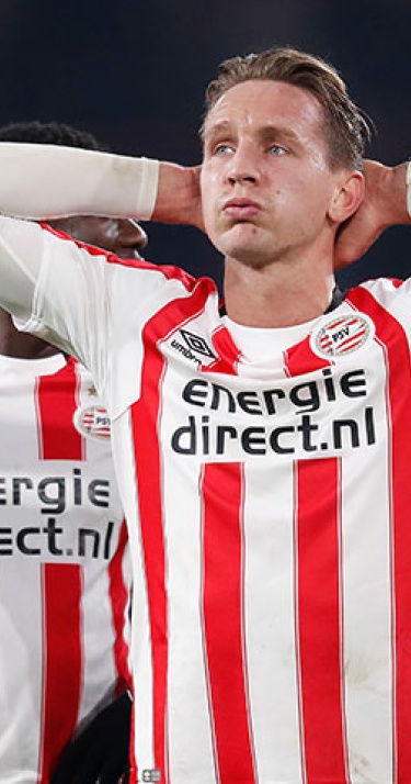 ‘Rode kaart keerpunt’, vindt De Jong