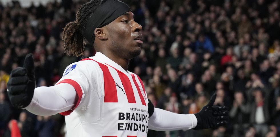 PSV - Transfer | PSV verkoopt Madueke aan Chelsea FC