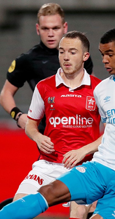 Jong PSV verspeelt punten in slotfase