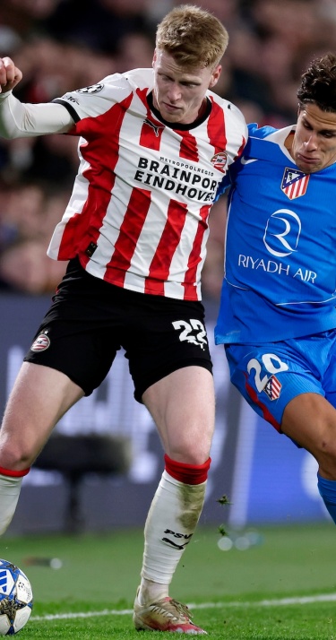 Nabeschouwing | Guus Til eerste PSV'er die scoort tegen Atletico Madrid in Eindhoven