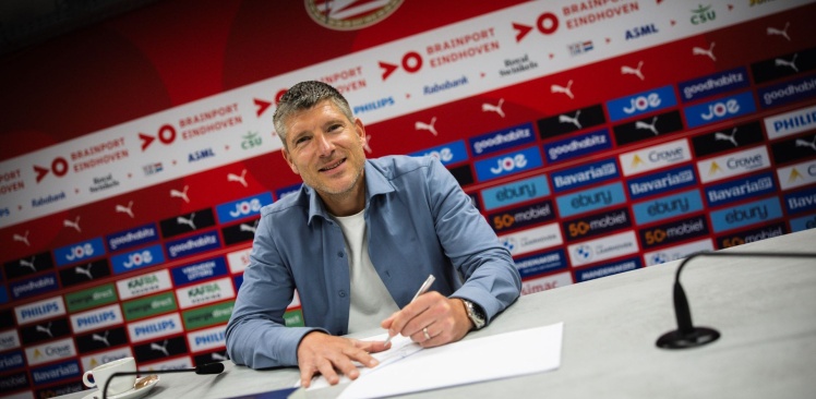 Nieuws | Stijn Schaars na contractverlenging ook komend seizoen aan het roer van Jong PSV 