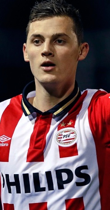 PSV neemt afscheid van zes talenten