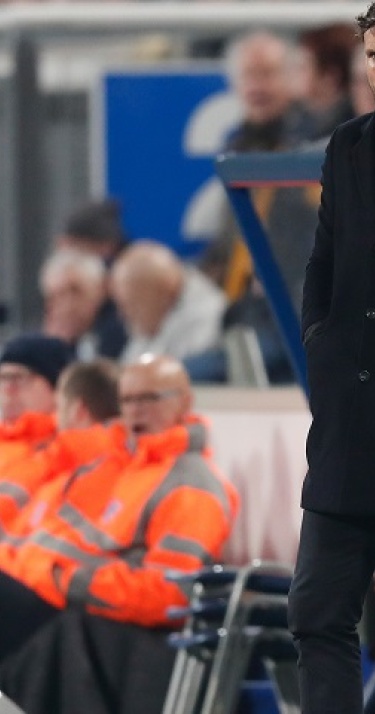Van Bommel verwacht sterk Feyenoord 