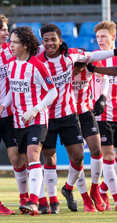 Opnieuw recordbedrag voor PSV Jeugdopleiding