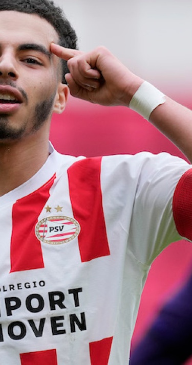 Oefenwedstrijd | PSV verslaat RSC Anderlecht in besloten oefenduel
