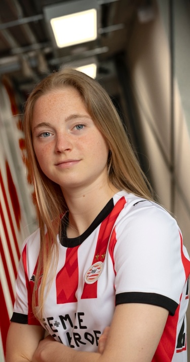 Contractnieuws | PSV verlengt contract Robine Lacroix met twee jaar