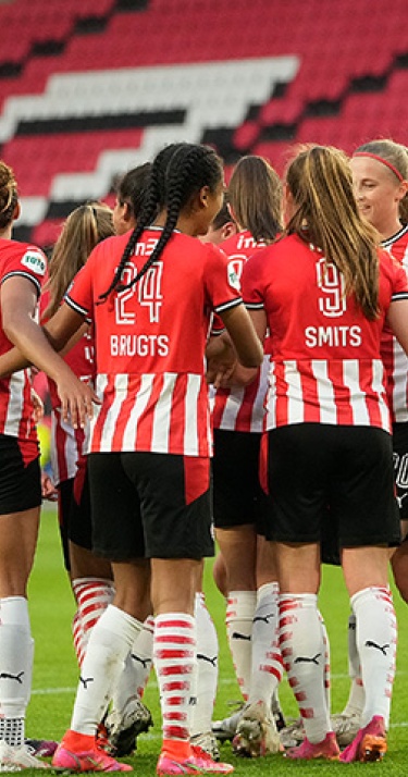 Beperkt publiek bij PSV Vrouwen - FC Twente Vrouwen