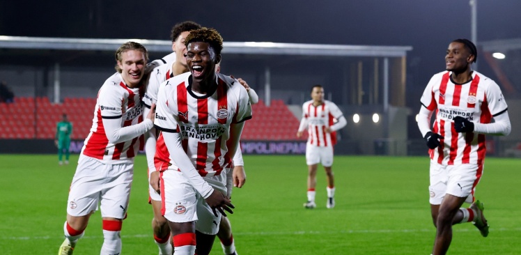 Academy | Jong PSV blijft draaien met nieuw elan