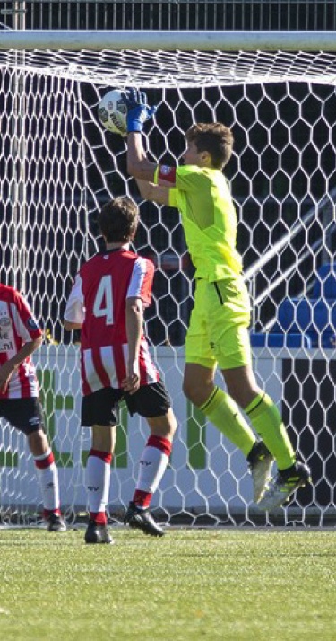 In beeld: PSV O15 - Ajax O15