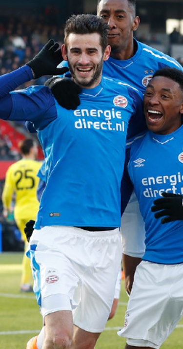 In de stemming komen met drie keer Feyenoord - PSV