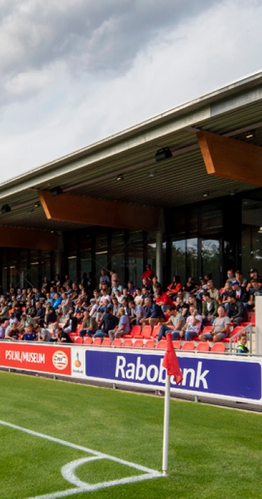 Gratis naar Jong PSV en PSV Vrouwen