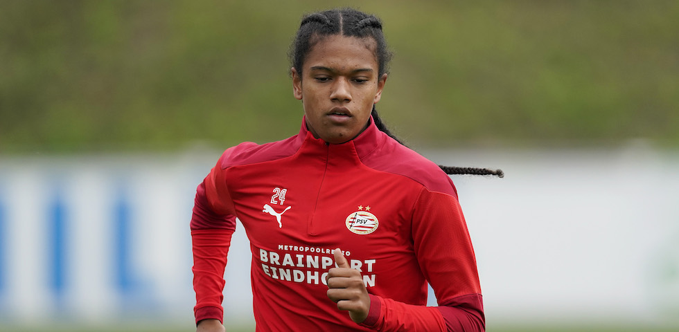 PSV - Transfer | Brugts gecontracteerd door FC Barcelona