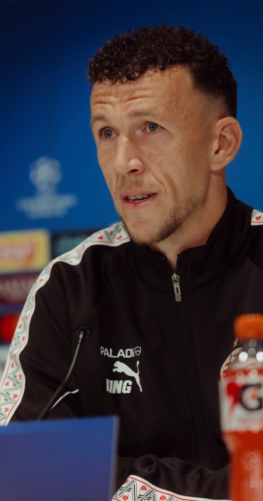 Persconferentie | 'We willen stappen zetten in de Champions League'